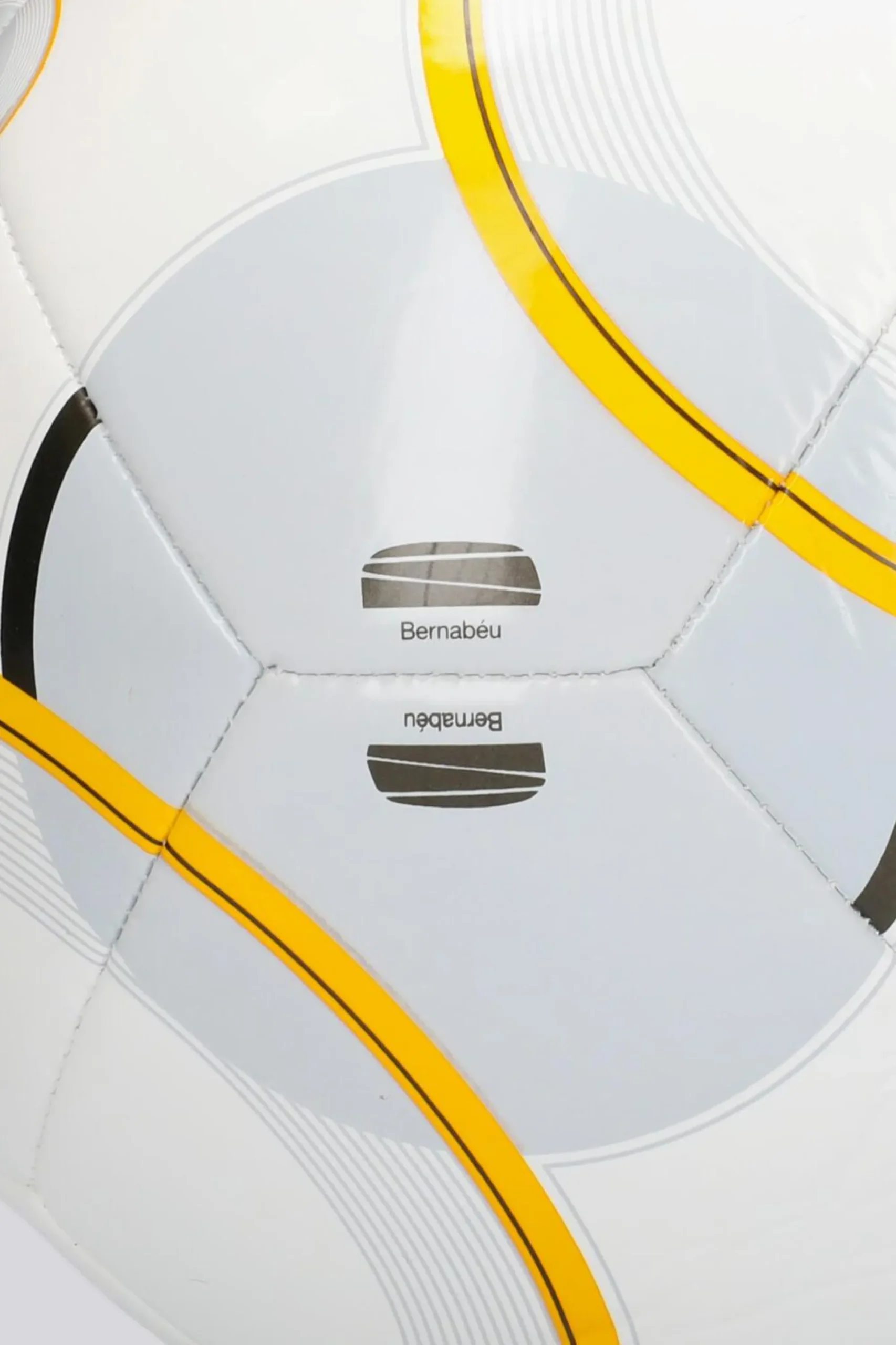 adidas Bola Real Madrid 2/26
