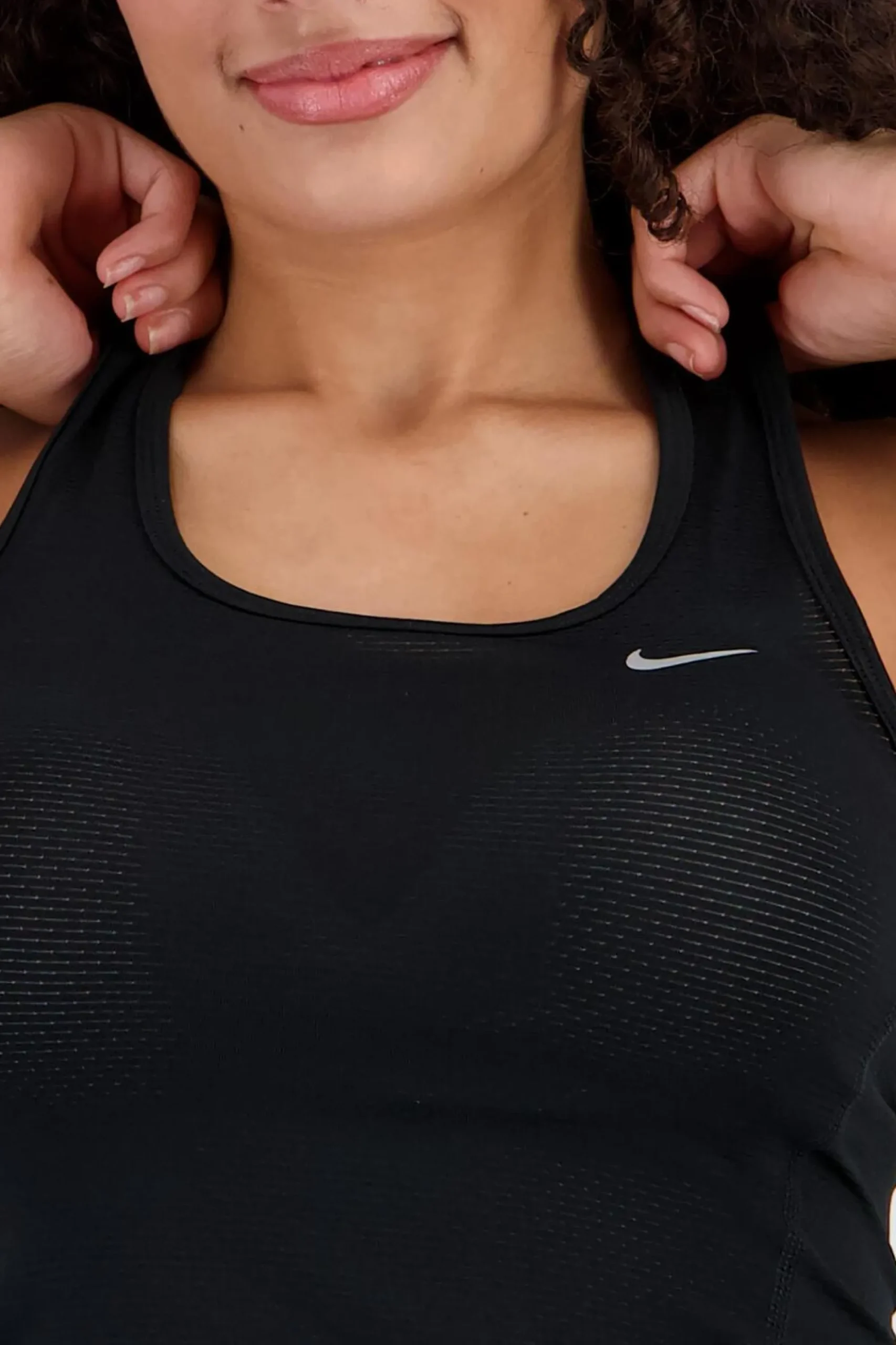 Nike Caioa