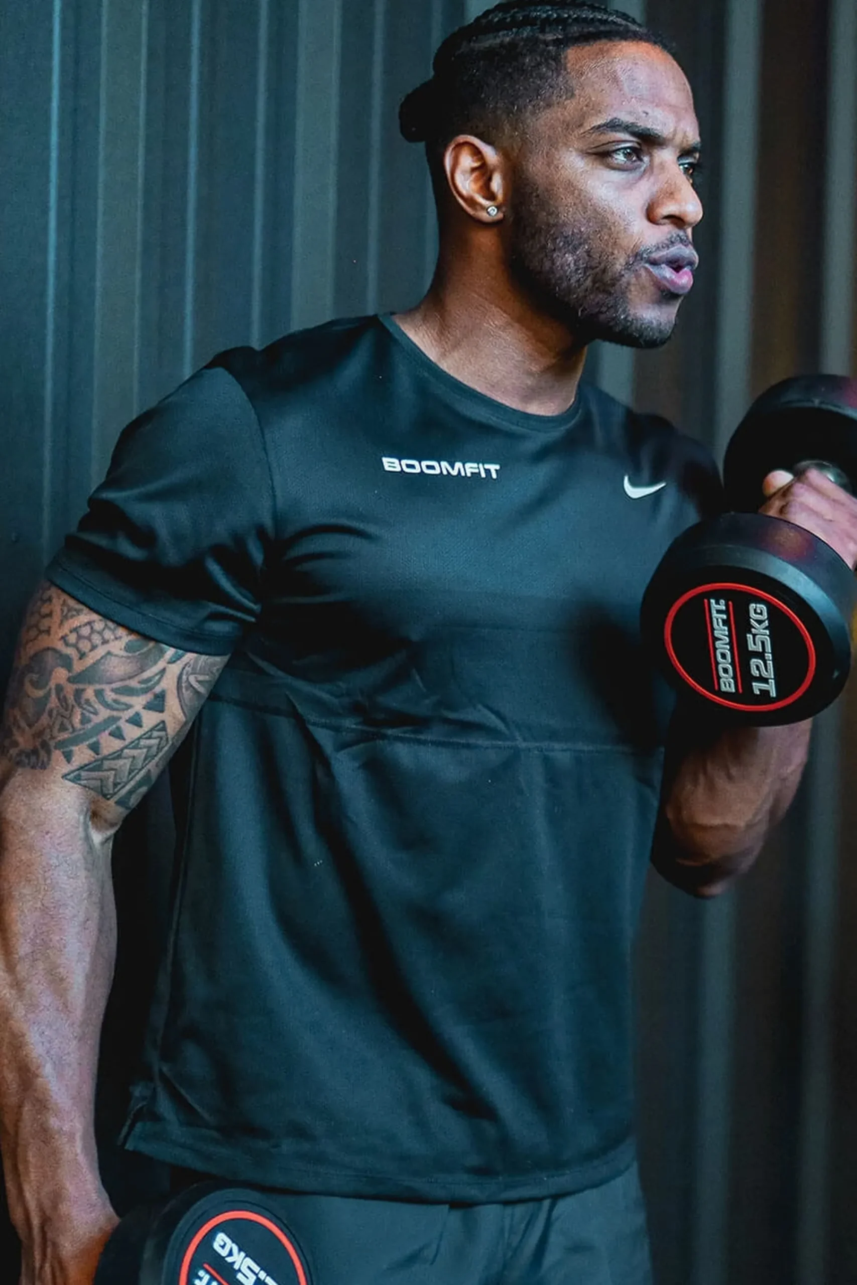 Boomfit Halteres Redondos De Musculação 45kg (Par) -