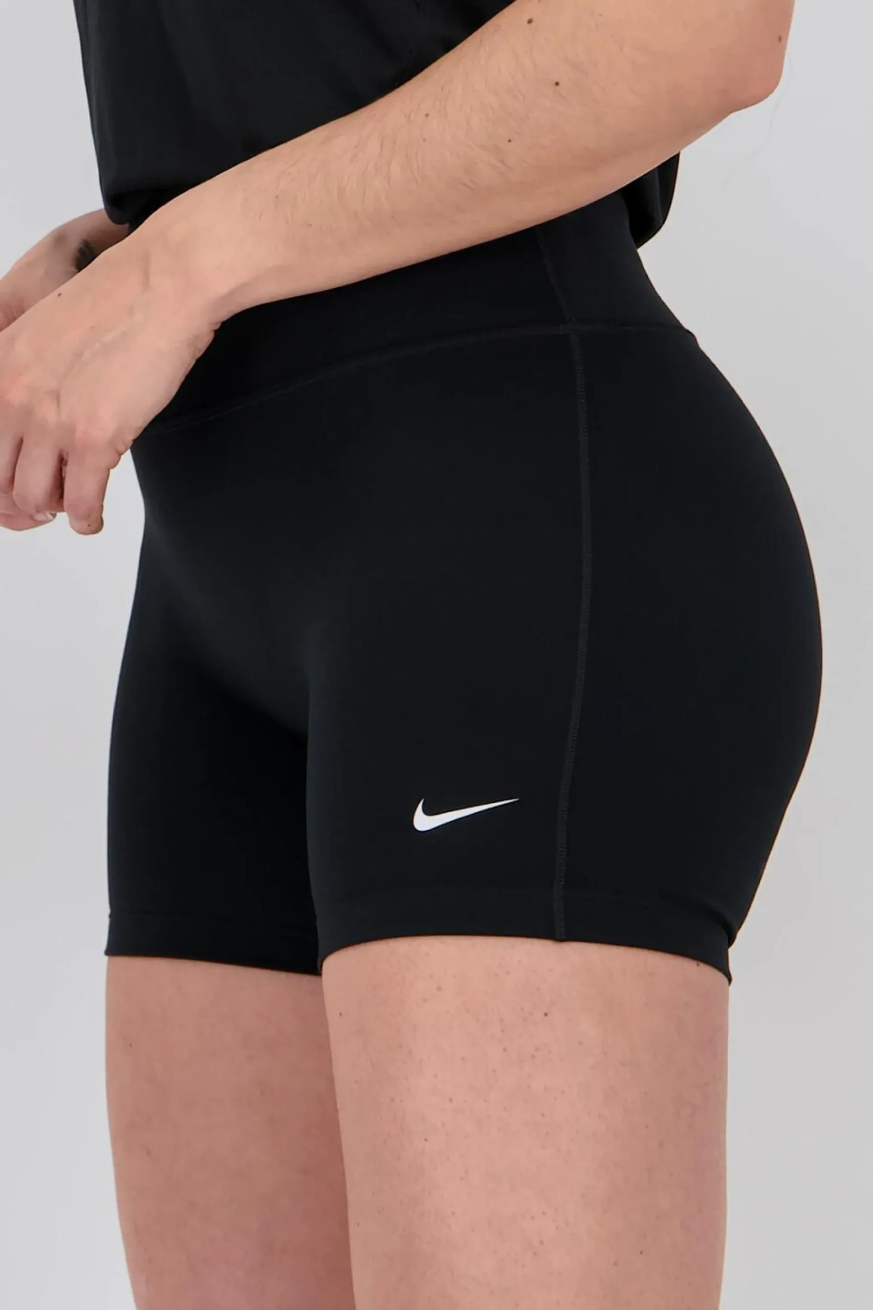 Nike egging Curta