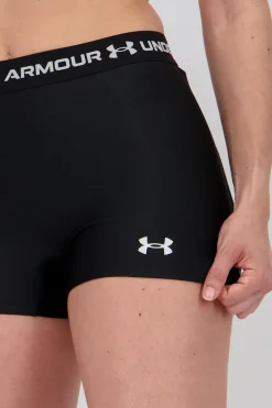 Under Armour egging Curta