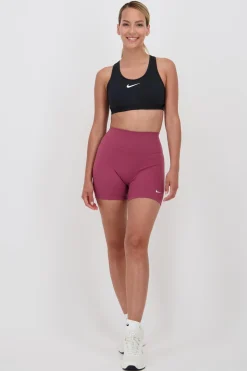 Nike egging