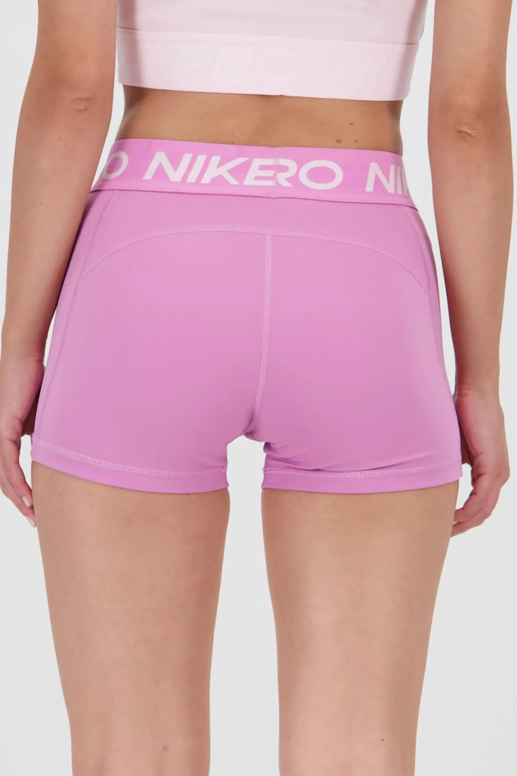 Nike egging