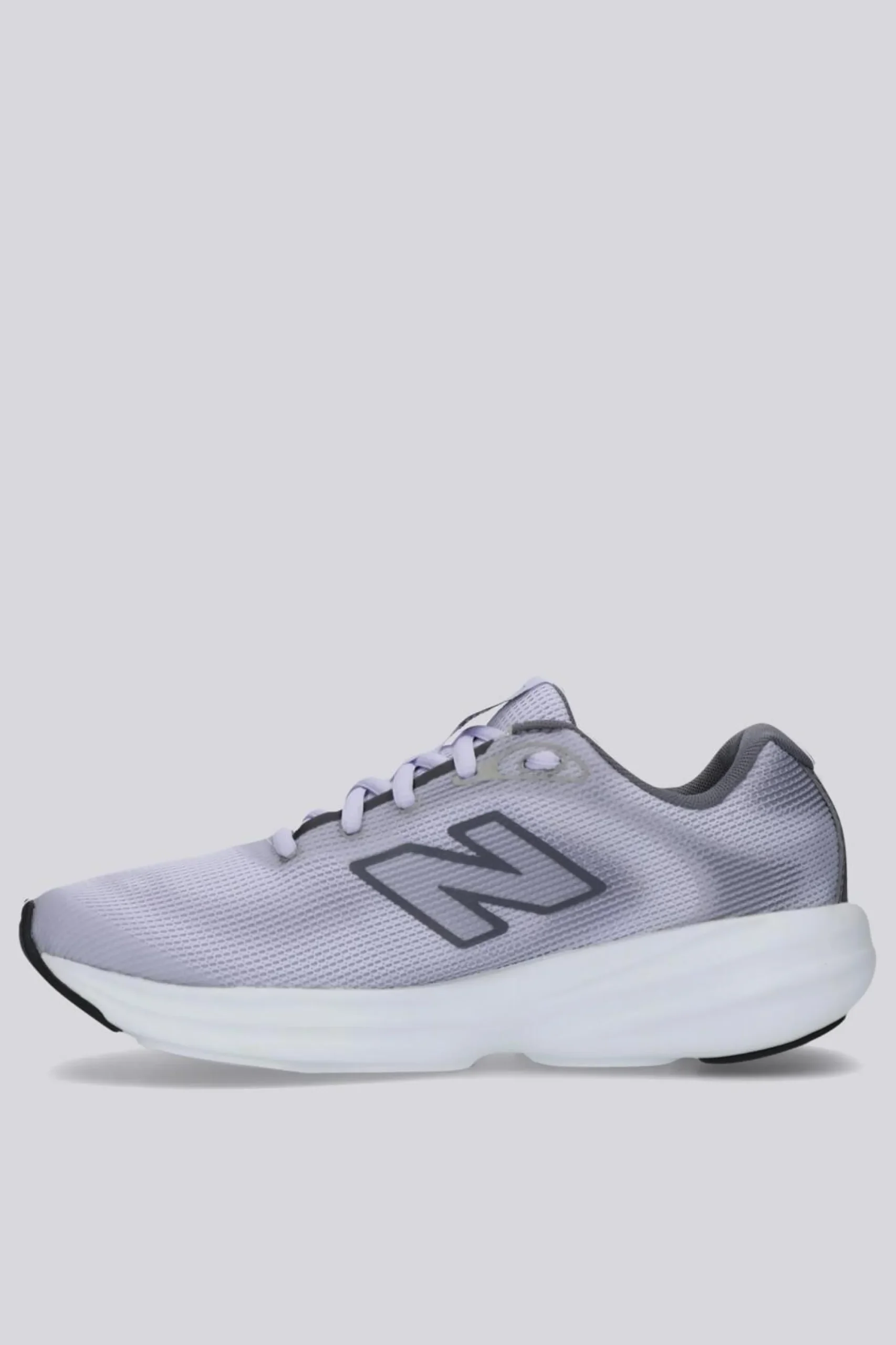 New Balance 1 V4