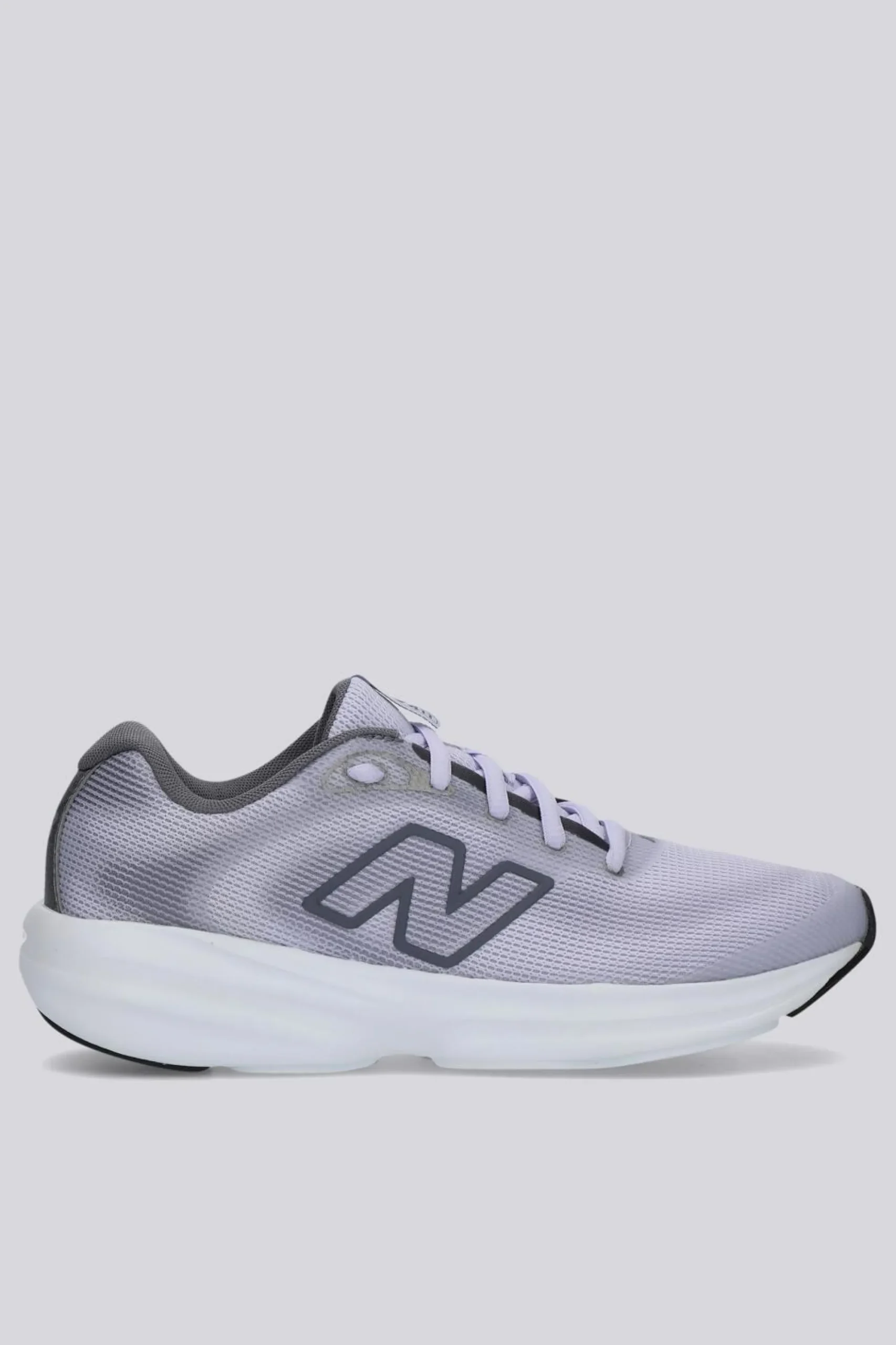 New Balance 1 V4