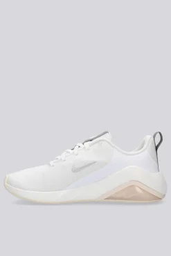 Nike Bella 7