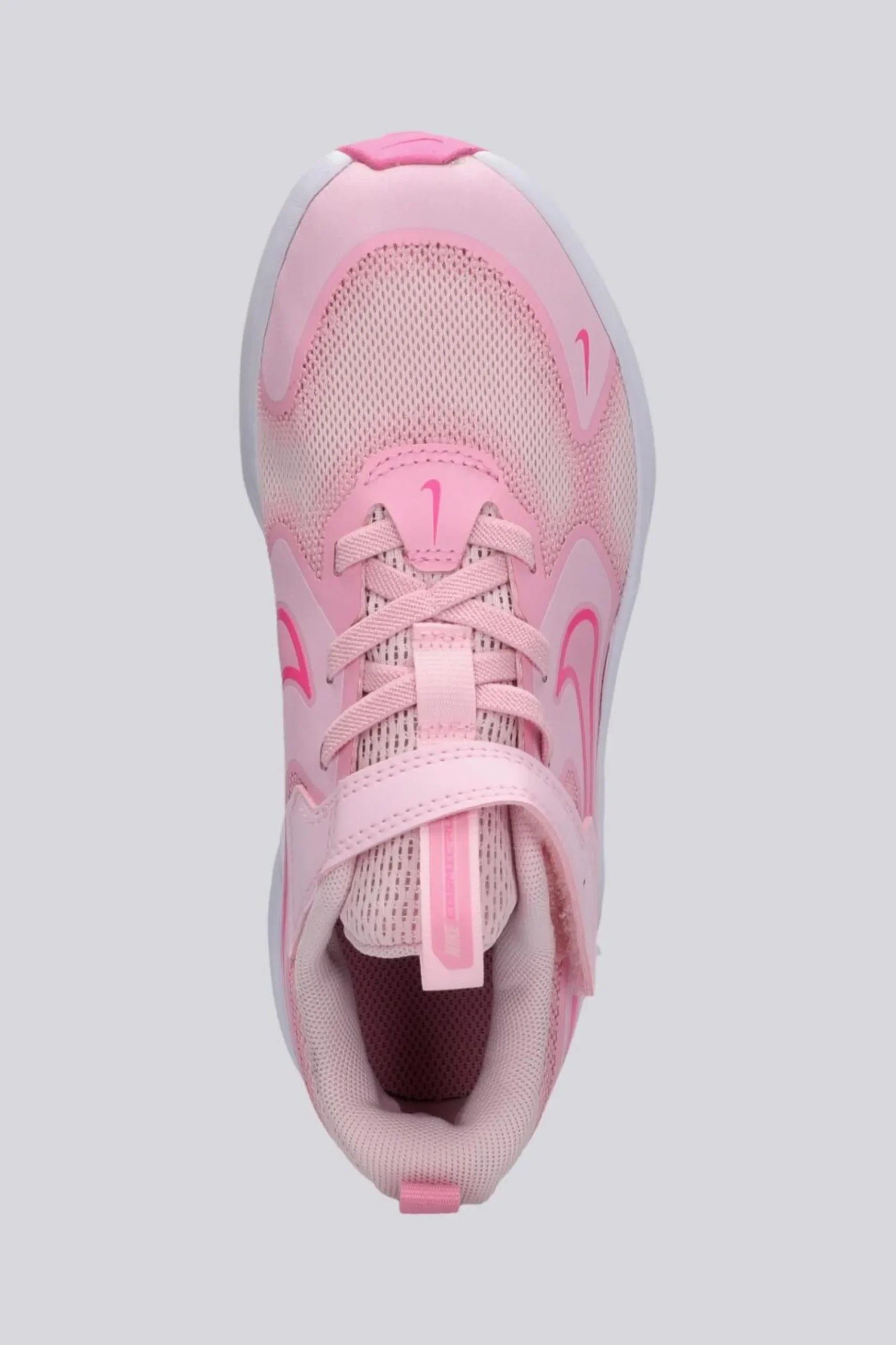Nike Cosmic Runner