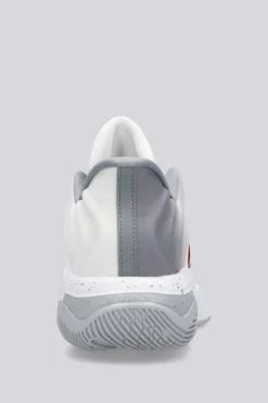 Nike Giannis Immortality 4