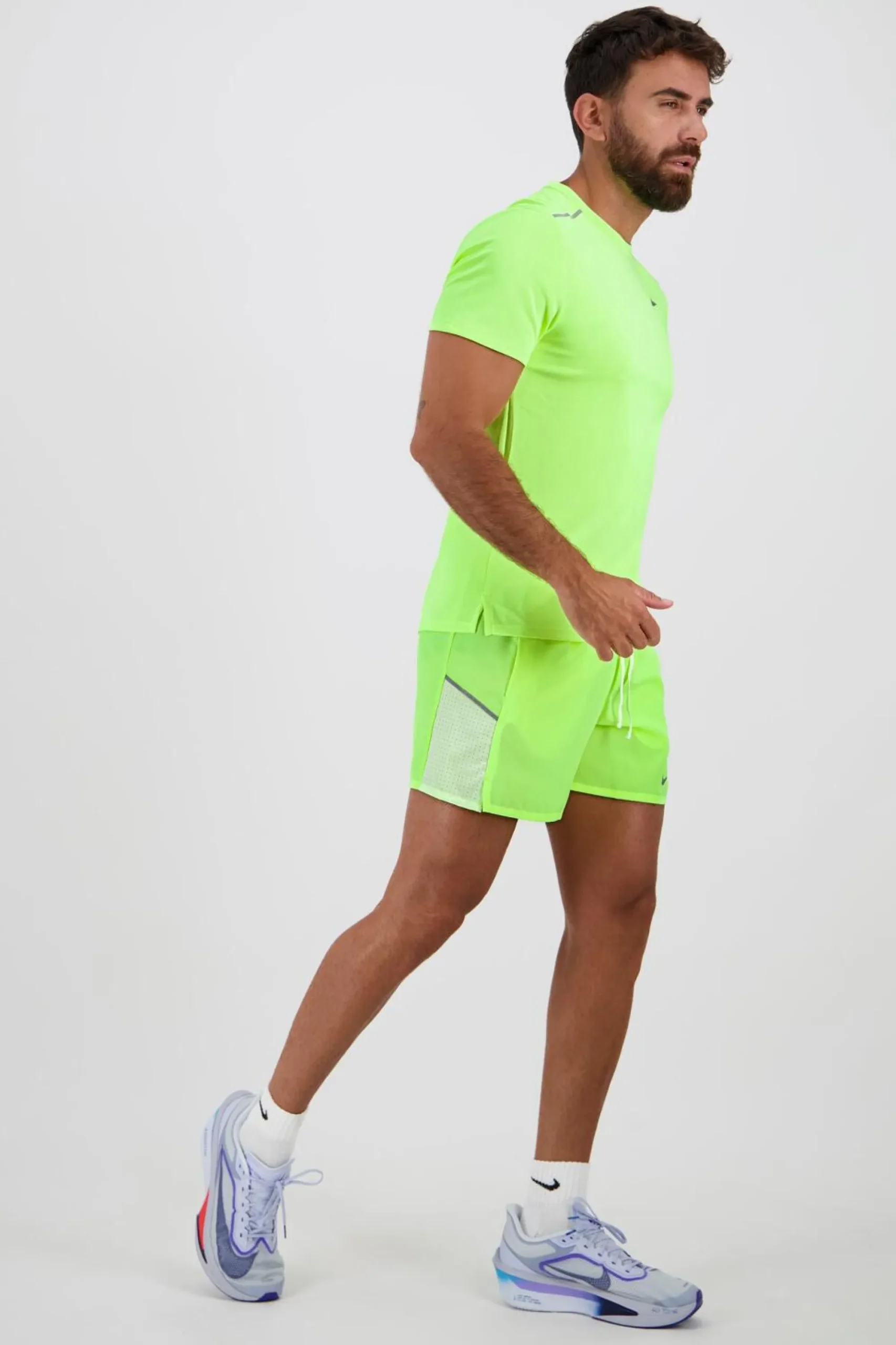 Nike ier