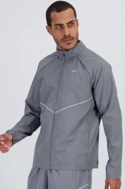 Nike ier