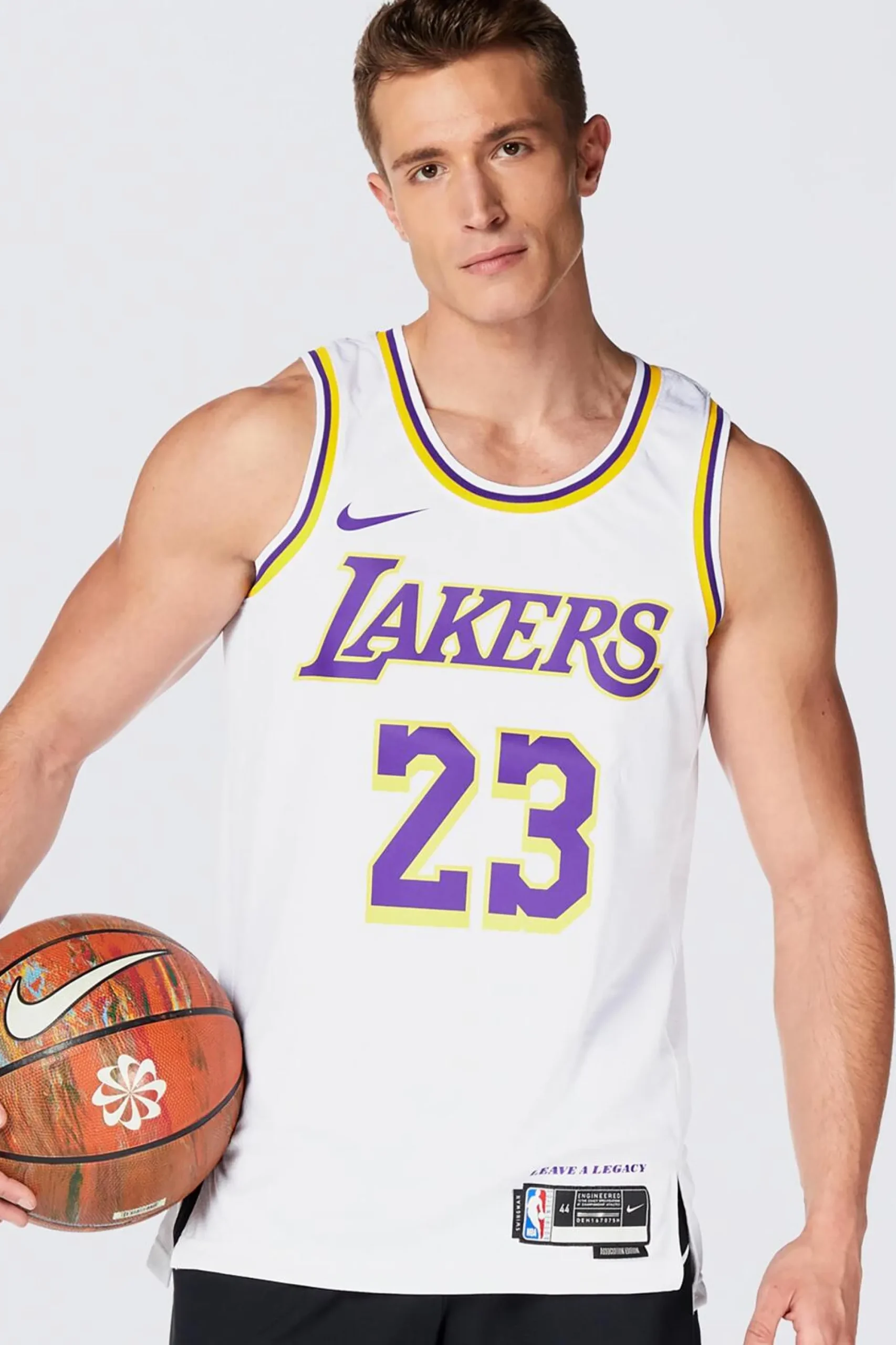 Jordan Nike NBA o Angee aker
