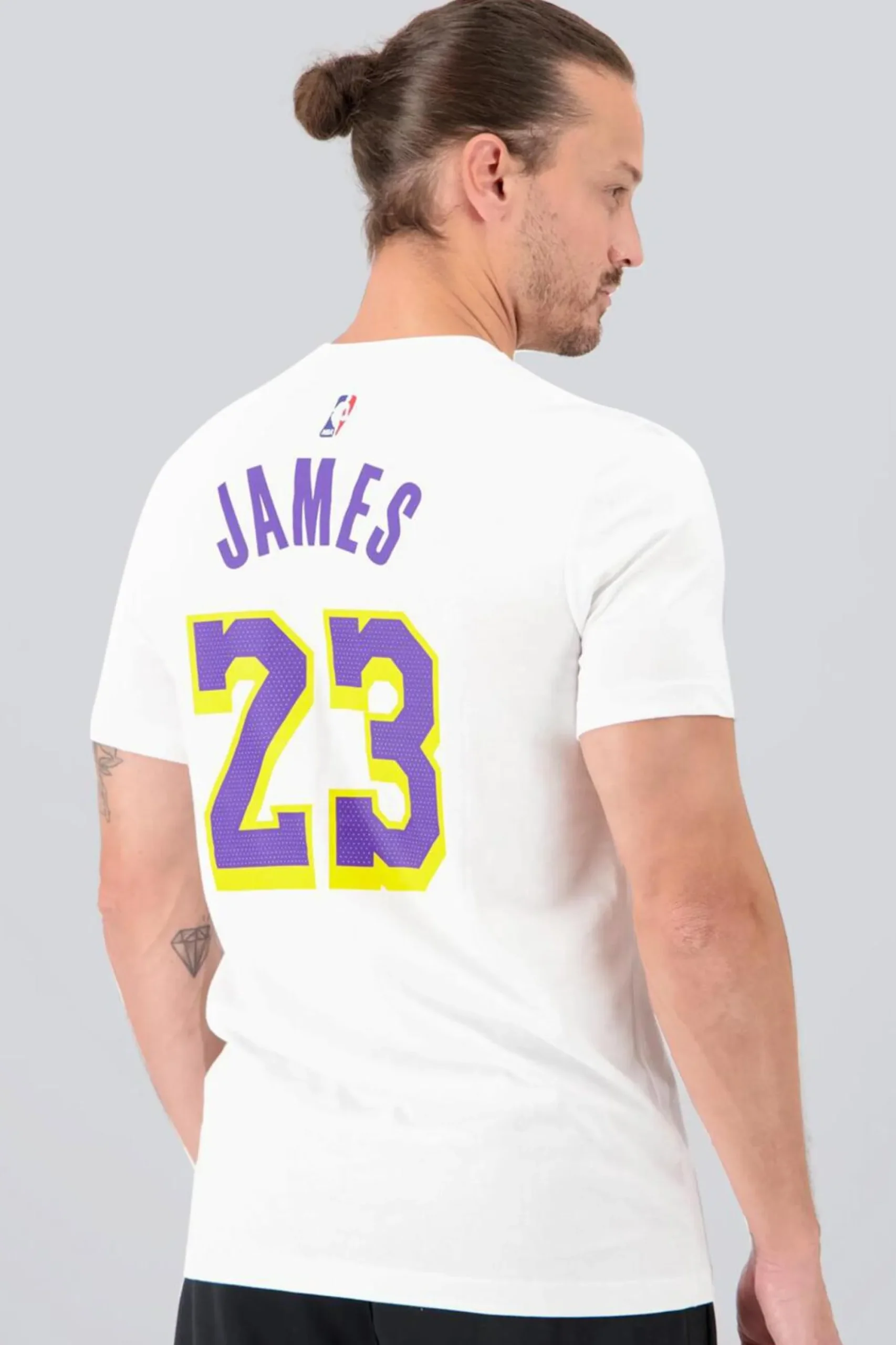 Nike NBA o Angee aker