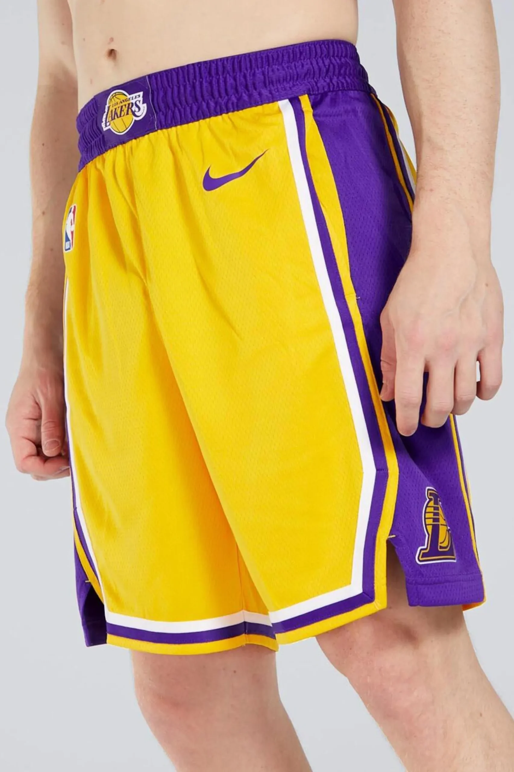Nike NBA o Angee aker