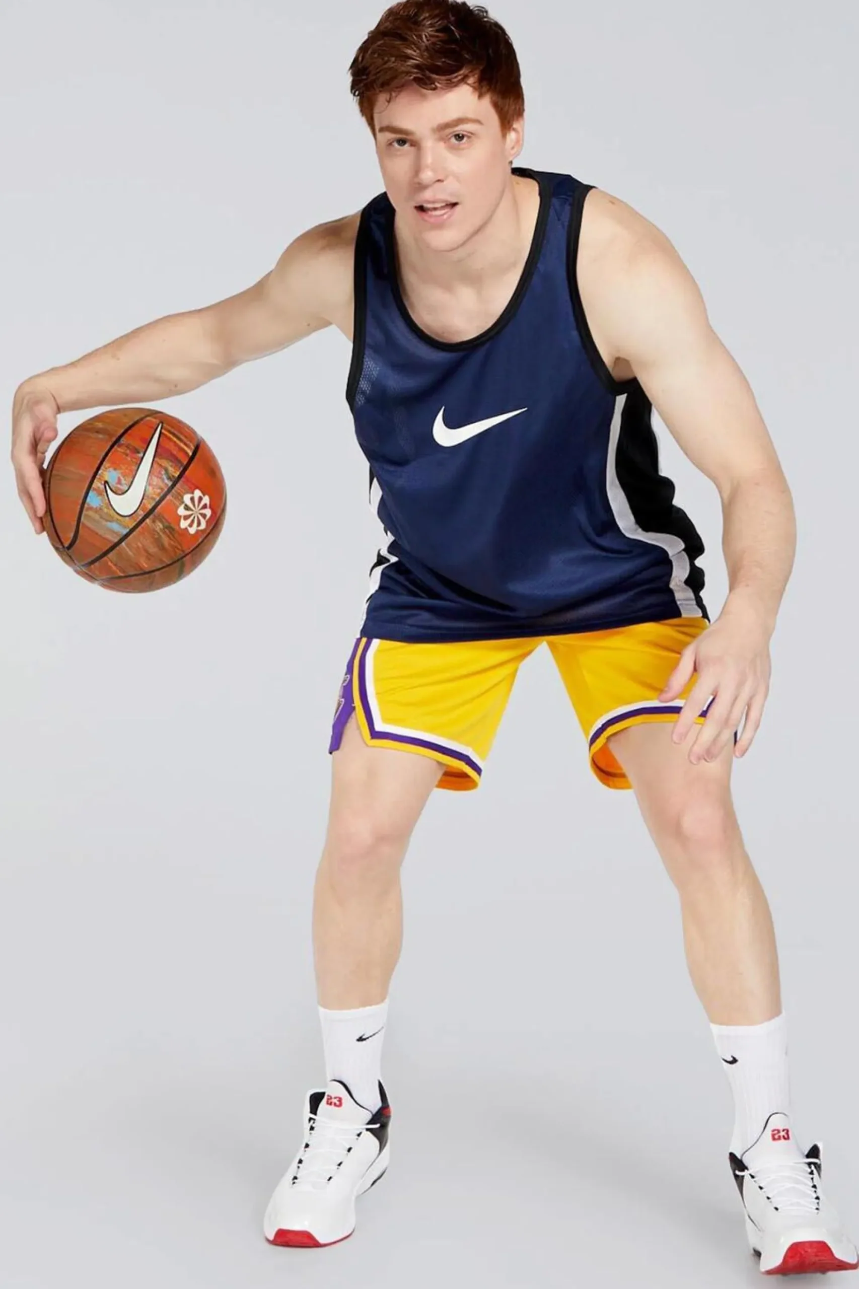 Nike NBA o Angee aker