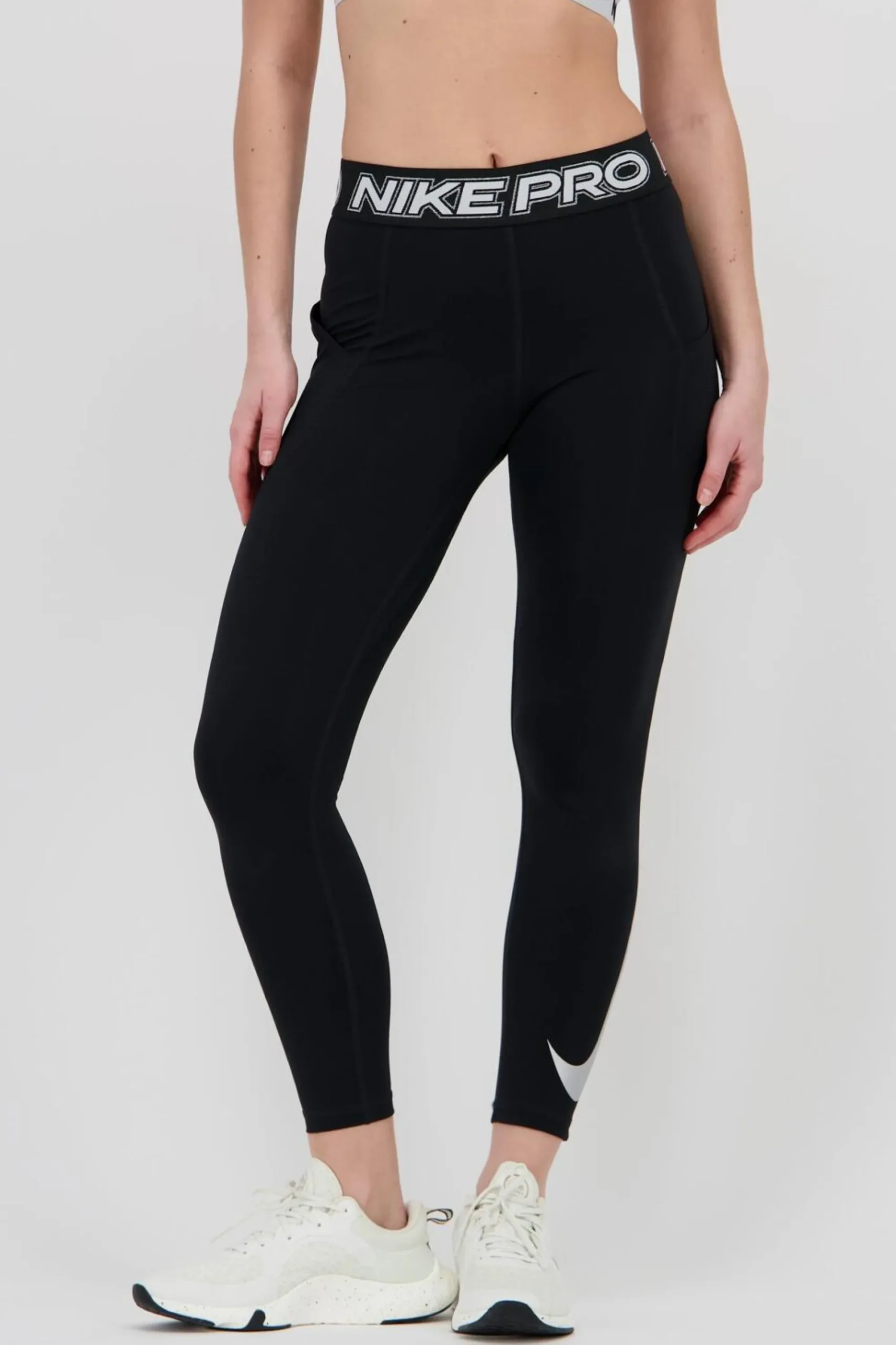 Nike Pro