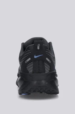 Nike Vomero 18