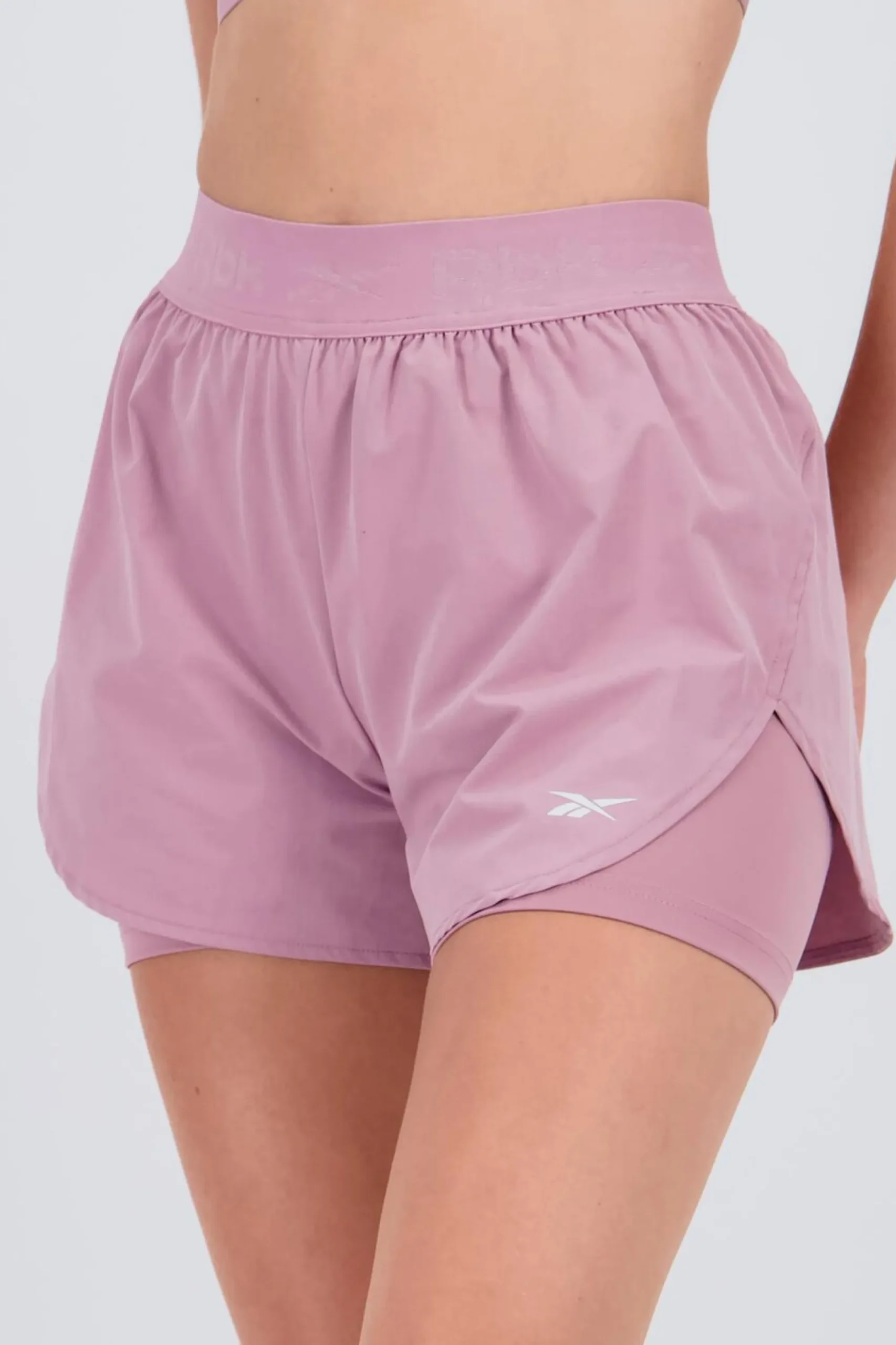 Reebok aribe