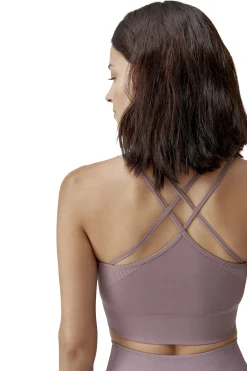 Born Living Yoga outien Feinino Keren